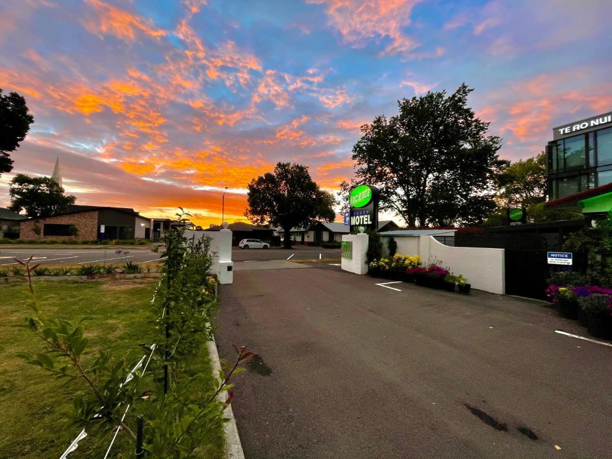 Hacienda Motor Lodge Palmerston North Eksteriør bilde
