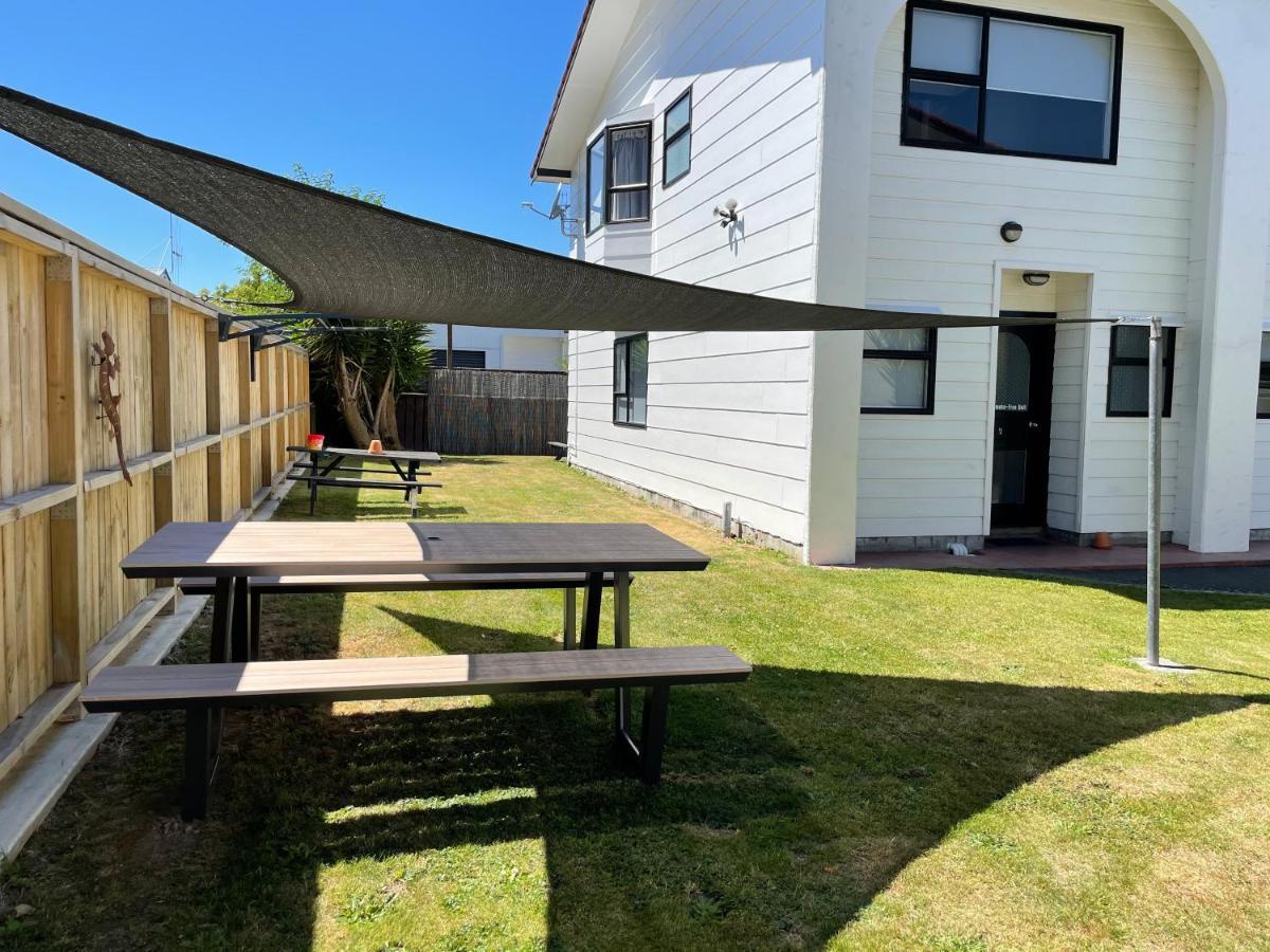 Hacienda Motor Lodge Palmerston North Eksteriør bilde