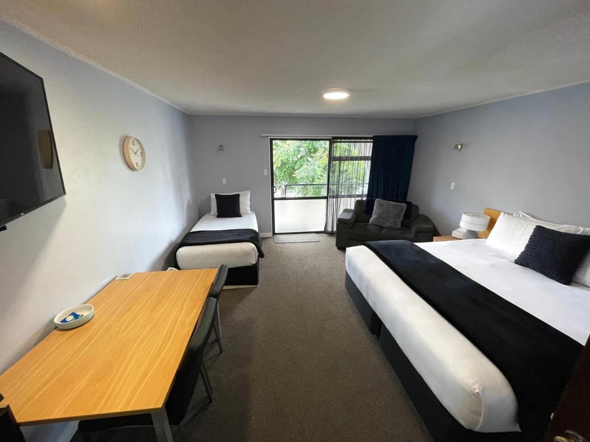 Hacienda Motor Lodge Palmerston North Eksteriør bilde