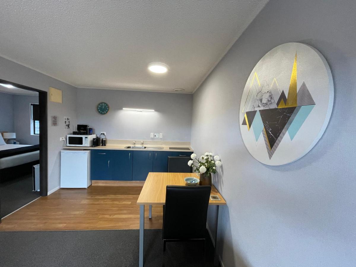 Hacienda Motor Lodge Palmerston North Eksteriør bilde