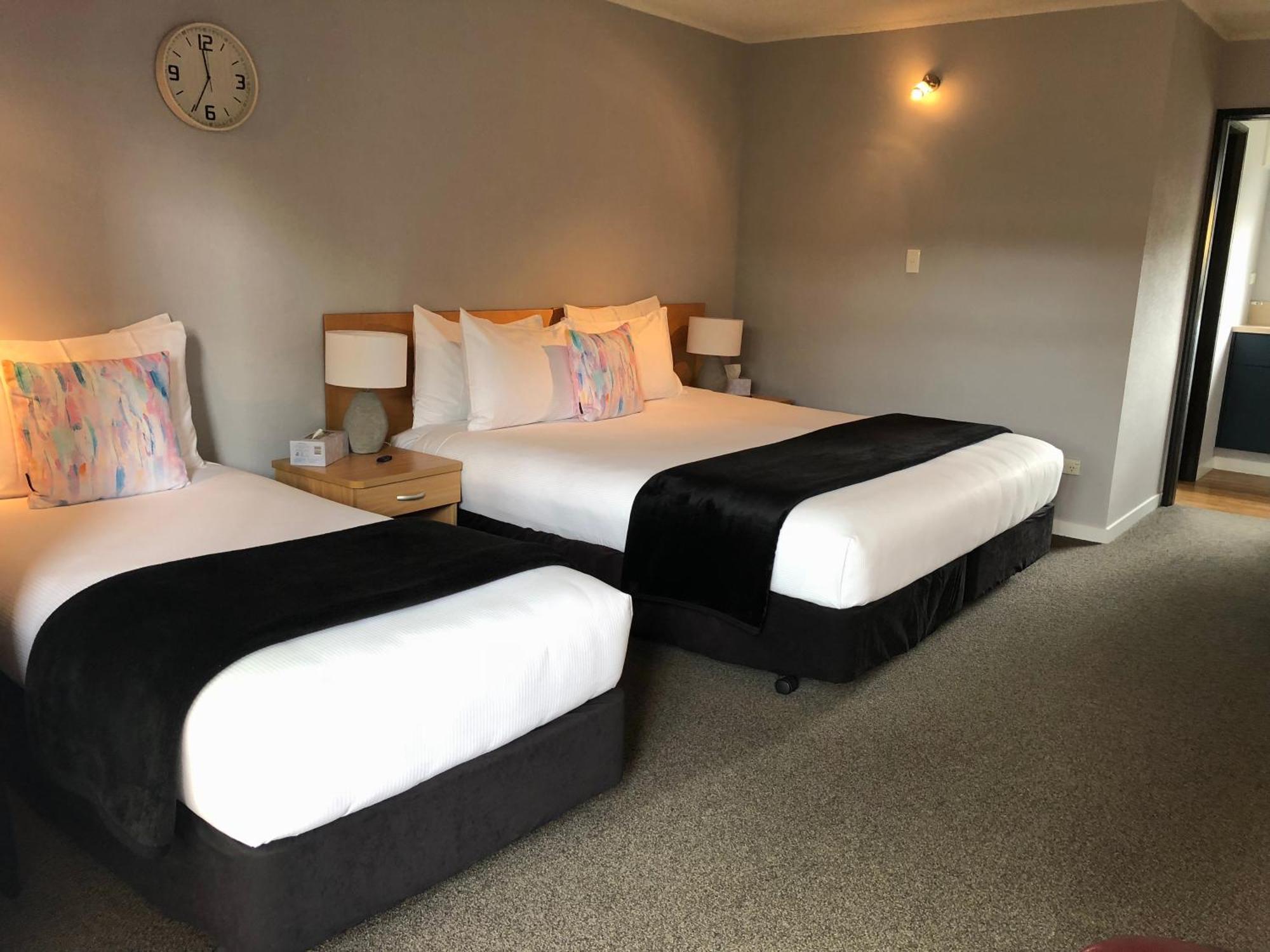 Hacienda Motor Lodge Palmerston North Eksteriør bilde