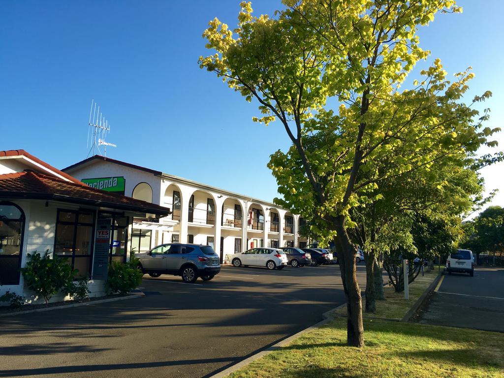 Hacienda Motor Lodge Palmerston North Eksteriør bilde